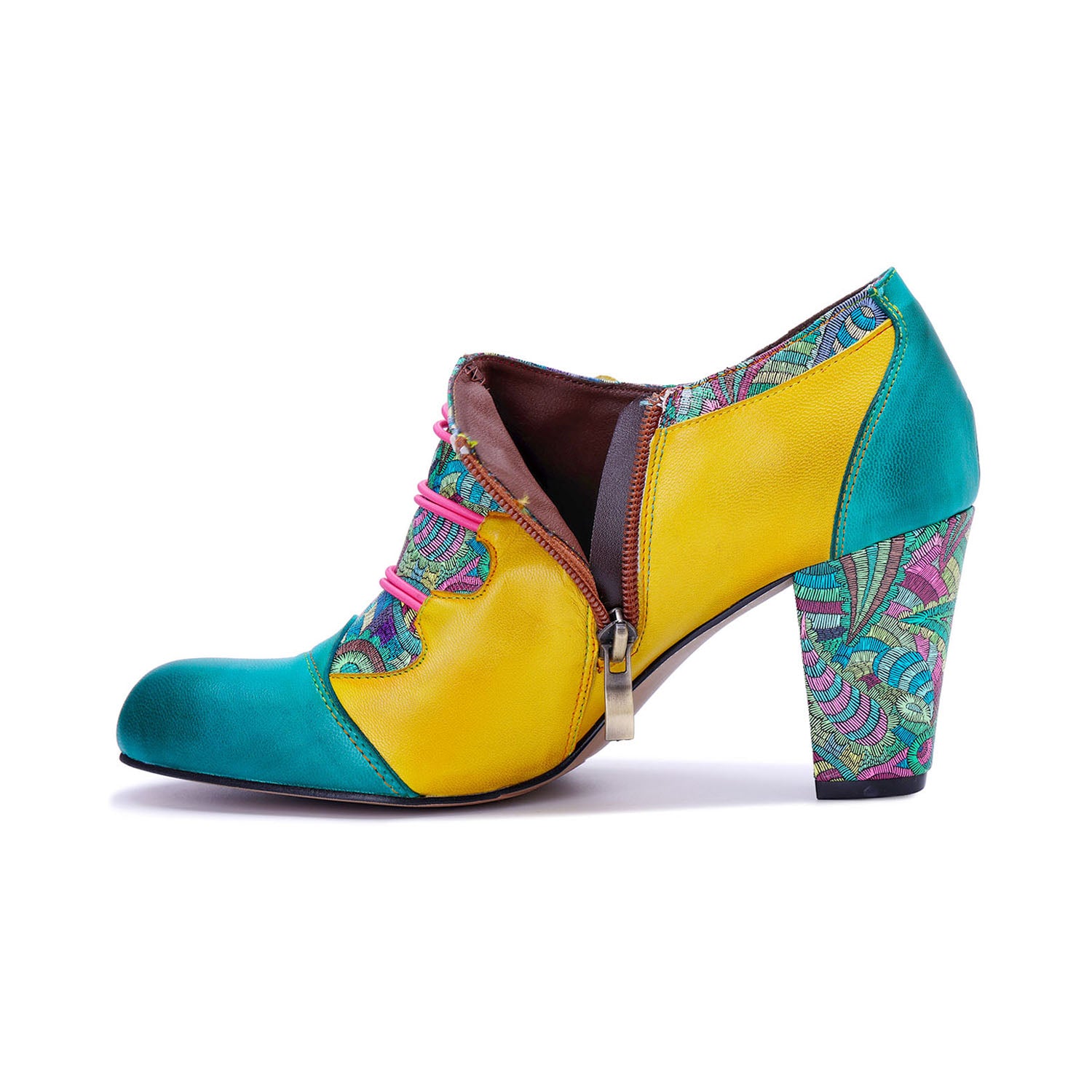 Bohemian Bloom Artistic Charm Graffiti Pumps