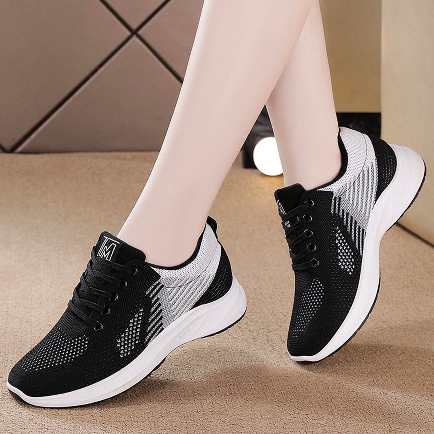 Breathable Mesh Lace-up Sneaker