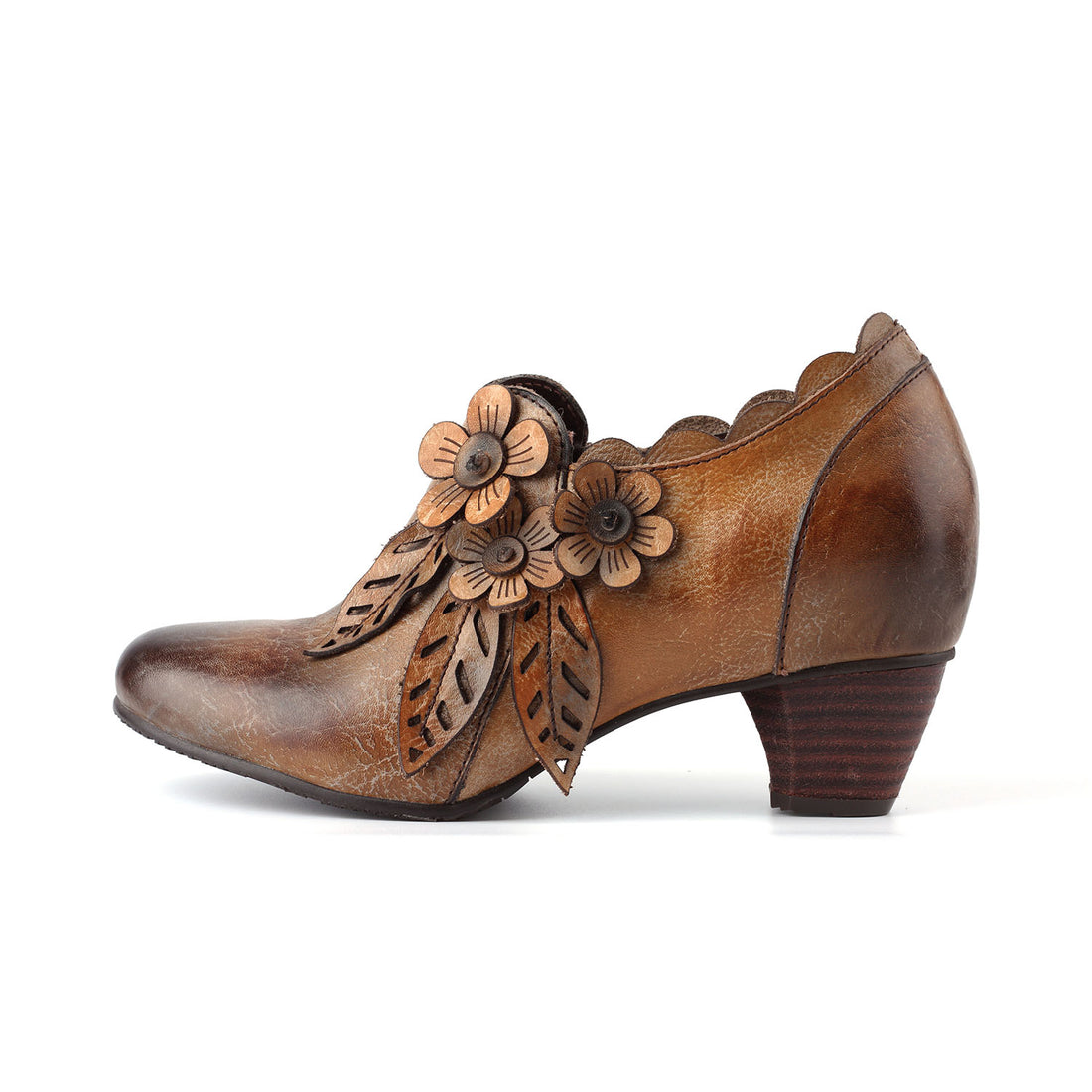 Vintage Handcrafted Floral Charm Low-Heel Pumps