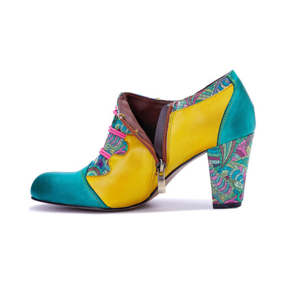 Bohemian Bloom Artistic Charm Graffiti Pumps