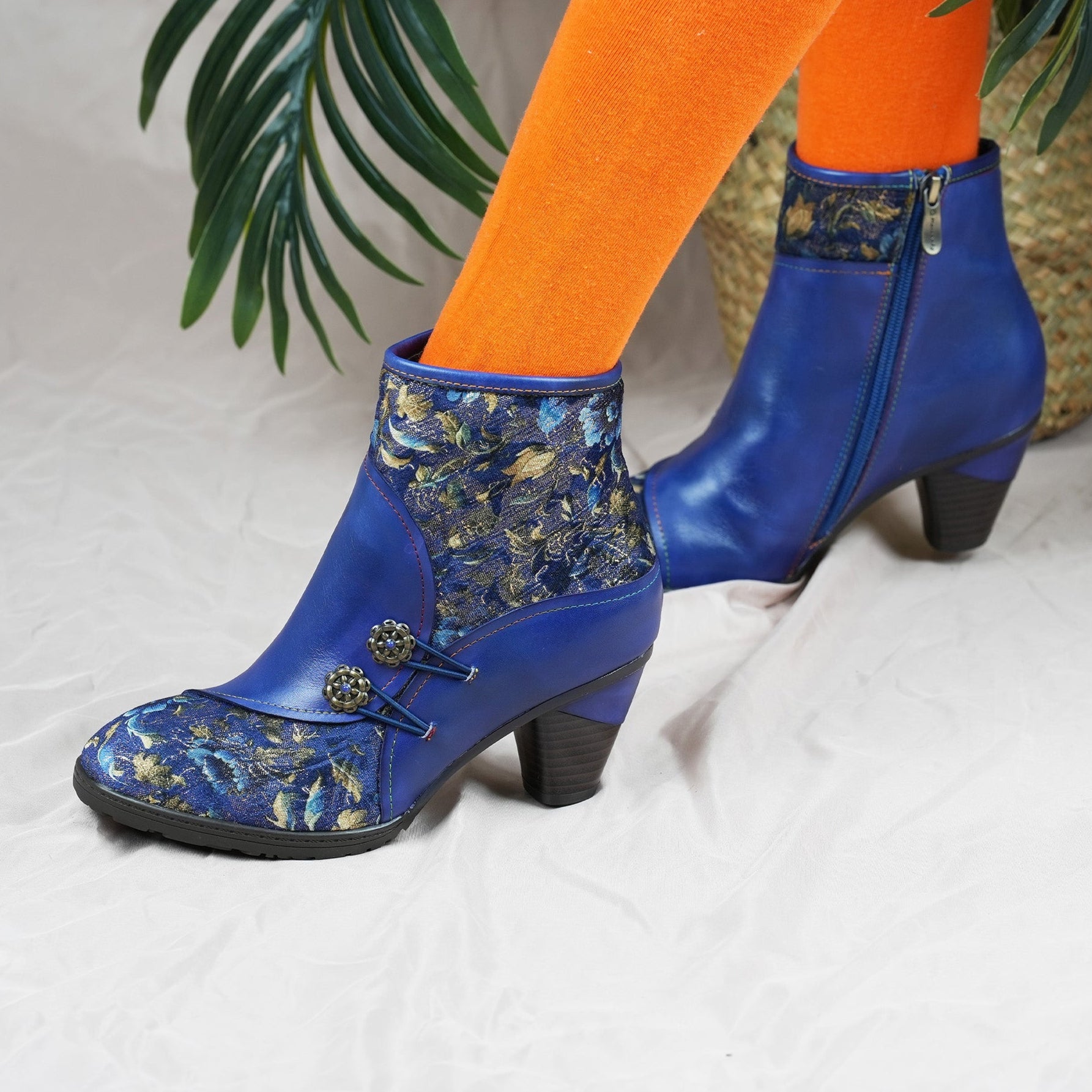 Metcandy Handmade Leather Bloom Ankle Boots