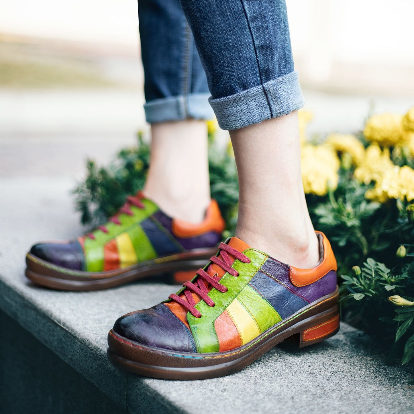 Retro Hand-polished Rainbow Flat Shoes